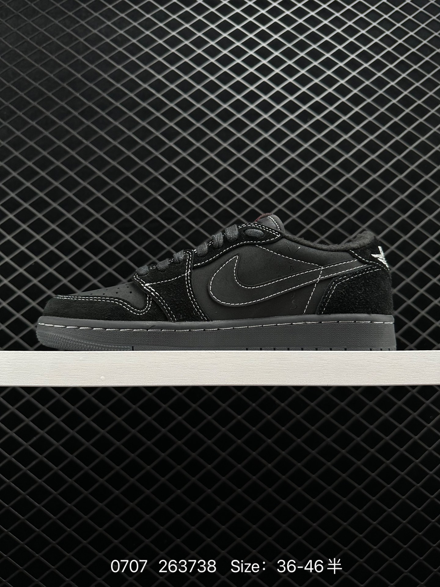 NIKE  Air Jordan 1 Low